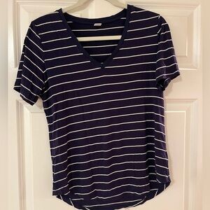 Old Navy sz S luxe v neck short sleeve navy/white stripe t shirt